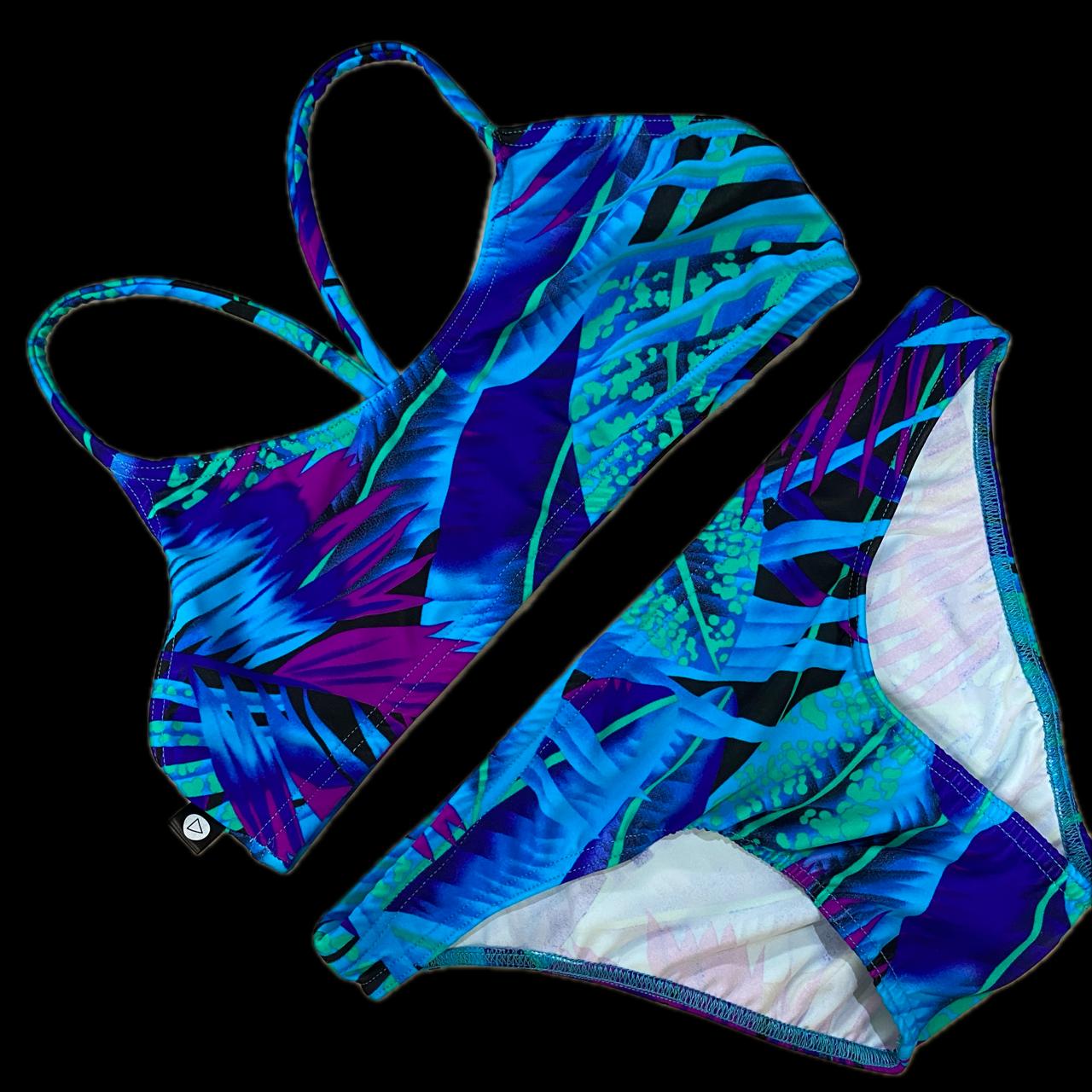 Rippled Effect Womens Two-Piece: Blue Jungle